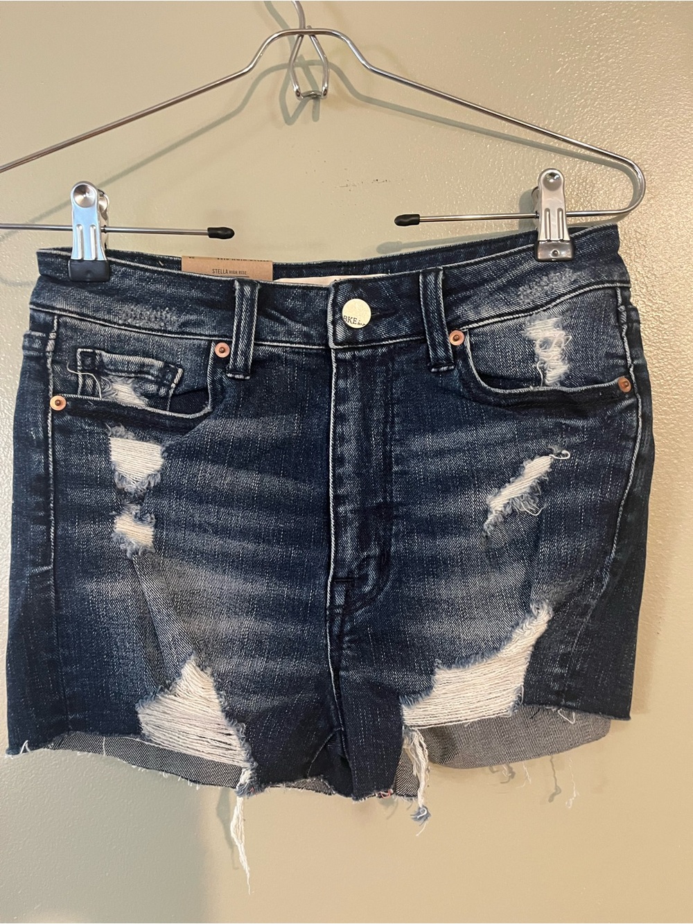 BKE Stella Distressed Dark Blue Denim Shorts Size 24 NWT